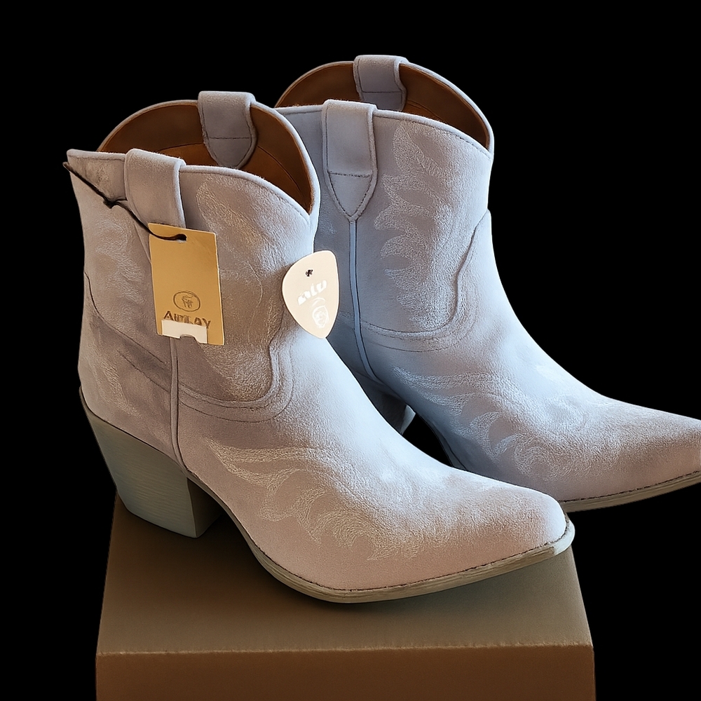 Ariat Suede Light Blue Ankle Boots Chandler In Baby Blue Jean Suede Size - Picture 9 of 16